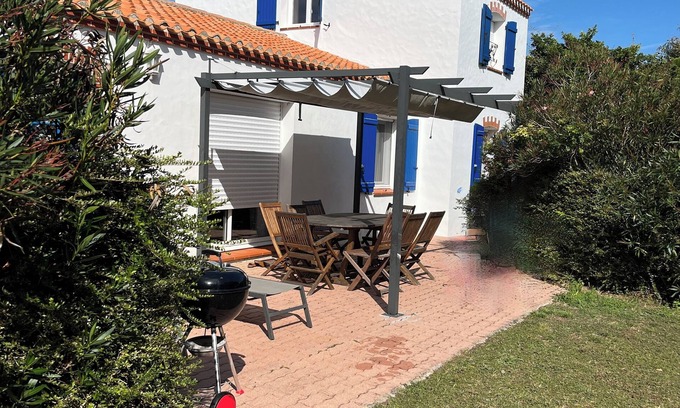 Beauvoir-sur-Mer House | Relaxation and fishing at the Gois, beautiful property with sea view (100m)