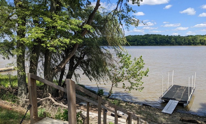 Colton House | Relaxation and Recreation on the River!