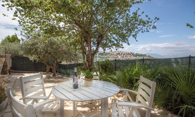 Chieti Apartment | [Relaxation between Sea and Mountains] Teate Country House