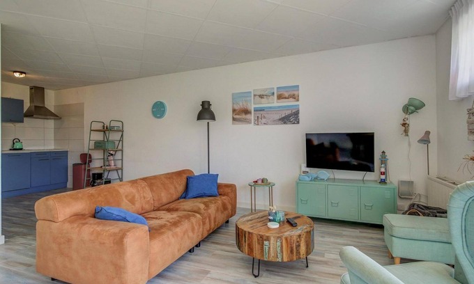 Julianadorp aan zee Apartment | Relaxed Beach Holiday at De Strandjutter: Walking Distance to Julianadorp aan Zee, Comfortable and Cozy Stay!