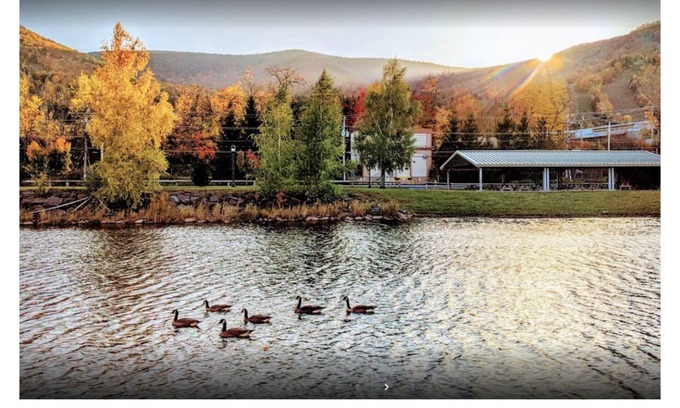 Hunter Condo | Relaxed & Cozy Hunter Retreat - Walk to Hunter Mtn