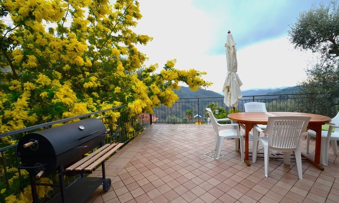 Vasia Apartment | Relaxed holidays with sea views Casa Federica - your home in Italy!