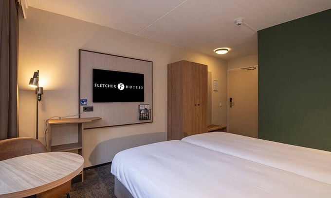 Arcen Hotel | Relaxed Stay in Arcen Close to Parks and Brewery Free Parking