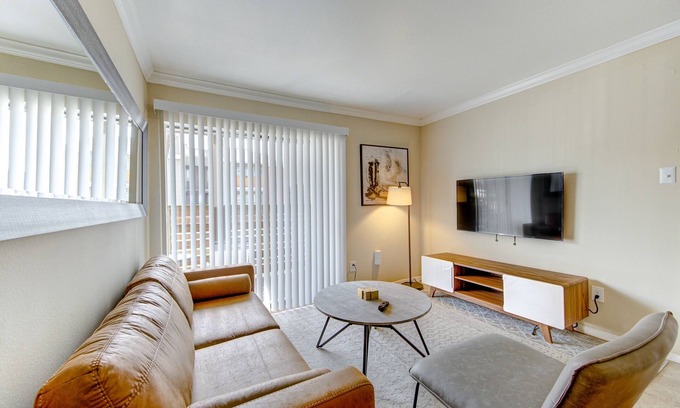 Astrodome Apartment | Relaxing 1BD | MED Center | NRG | Downtown Apartment