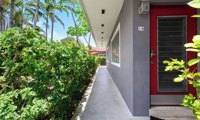 Downtown Hollywood Apartment | Relaxing 1BR w/BBQ, Patio and Convenient Access