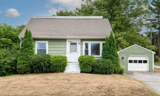South Portland House | Relaxing 3 BD Home: Close to Downtown Portland
