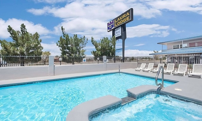 Pecos Hotel | Relaxing Getaway in Pecos, TX! Spacious Suite with Complimentary Breakfast!