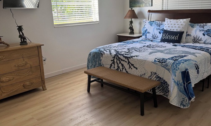 Port Charlotte - Charlotte Harbor House | Relaxing Getaway w/Private Pool, BBQ & Bikes