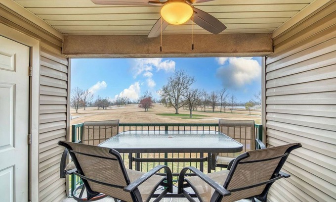 Branson Condo | Relaxing Golf Condo | 5 min to Landing | 2 King BR w/Resort Perks