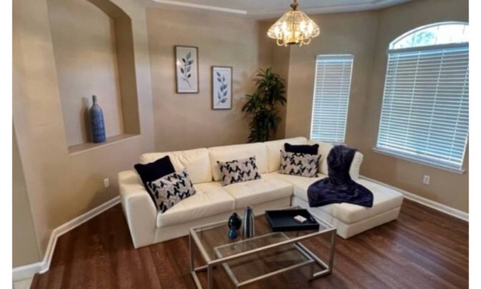 Raisin House | Relaxing Home. Exceptional location