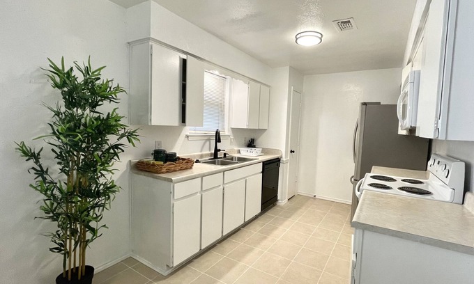 Plano House | Relaxing house near downtown Plano