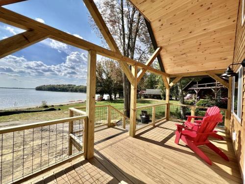 Burnham House | Relaxing Lake Cabin with Kayaks, Grill & Sandy Beach Access in Burnham, Maine