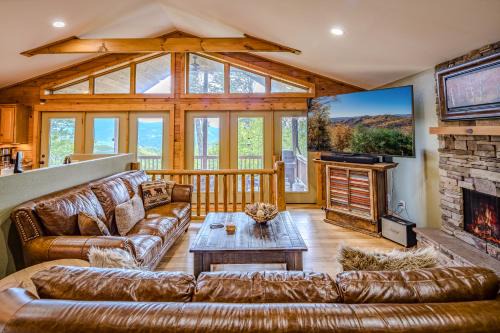 Banner Elk House | Relaxing Mountain View Cabin near Banner Elk, NC
