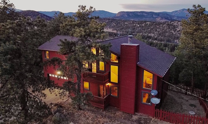 Bailey Cabin | /\~Relaxing Mountaintop Retreat w/Amazing Views~/\