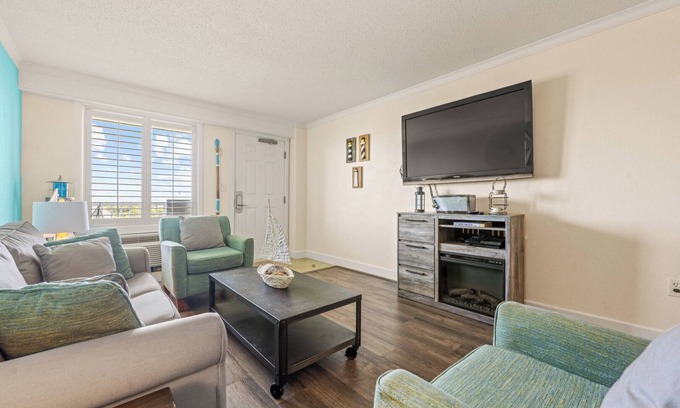 Hatteras Apartment | Relaxing Ocean Wynnes at Villas of Hatteras Landing - 1 Bedroom Near-Beach Condos with Pool Access!