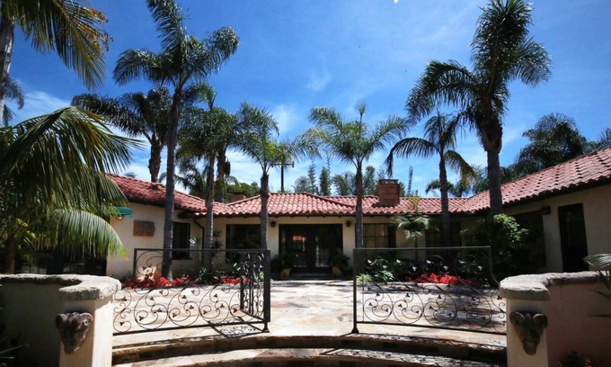 Santa Barbara Villa | Relaxing Private Resort in Paradise