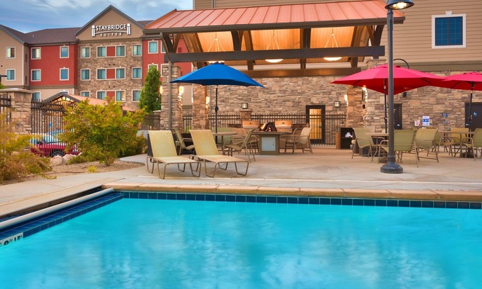 Midvale Condo | Relaxing Retreat! 1 Bedroom Suite with Access to a Heated Pool & Hot Tub | Free Breakfast Buffet