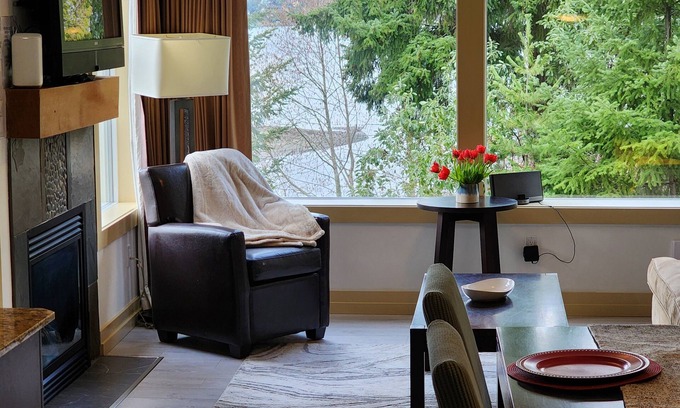 Regional District of Nanaimo Condo | Relaxing retreat at Pacific Shores Resort Condo 1 Bedroom + Kitchen