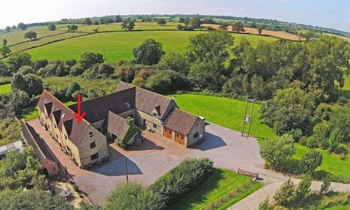 Wotton-under-Edge House | Relaxing Retreat on the edge of the Cotswolds