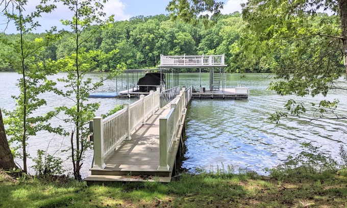 Winchester House | Relaxing Retreat on Tims Ford Lake