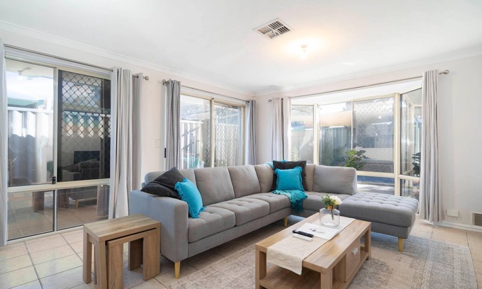 Redcliffe House | Relaxing retreat suitable for families with pool+great loaction