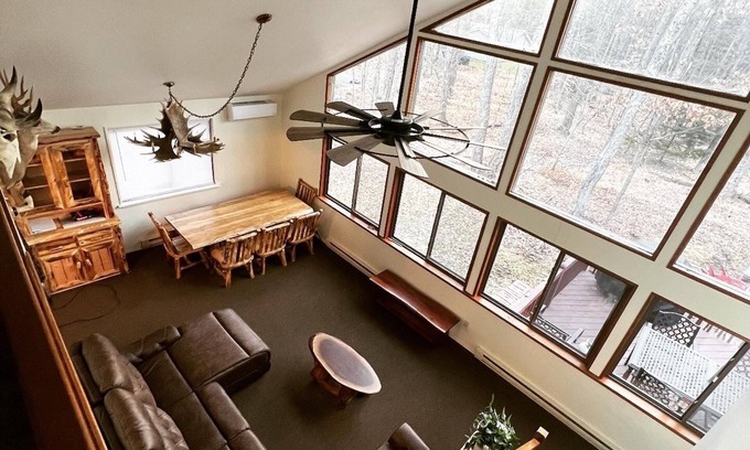 Locust Lake Village Cabin | Relaxing Rustic ranch at Locust Lake! with beautiful views! Close to the Lake!