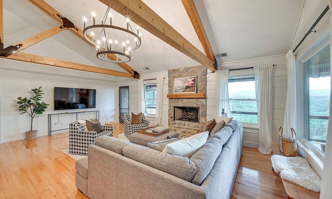 Salem House | Relaxing Salem House with Boat Slip & Mtn Views!