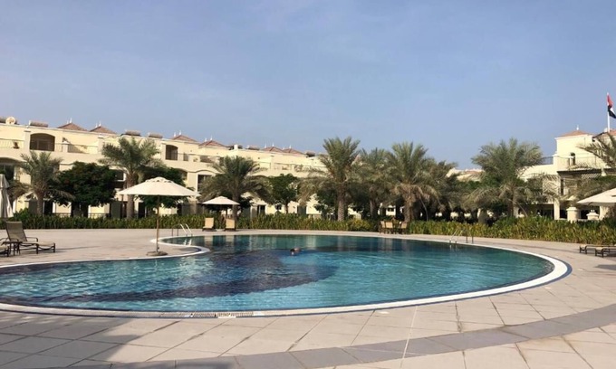 Ras Al Khaimah House | Relaxing villa escape with garden - pool & beach nearby – ideal for small groups