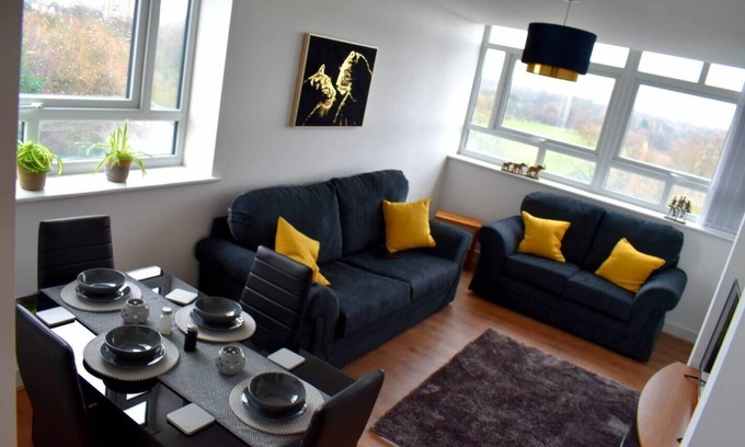 Sefton Park Apartment | Remarkable 2-Bed Apartment in leafy Sefton Park
