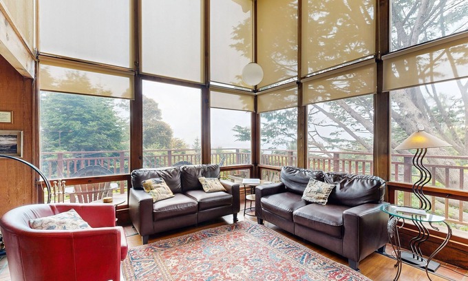 Mendocino House | Remarkable Home with Sea View Deck, Free WifI, and Fireplace - Dog-Friendly