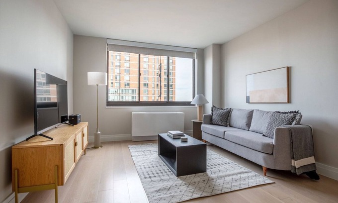 Upper East Side Apartment | Remarkable UES 1BR w/Pool & Gym, nr Central Park, by Blueground