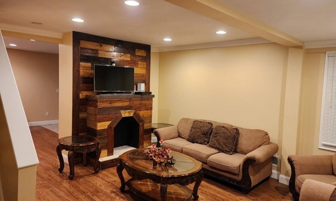 East Orange House | Remodeled 3 bedroom 1.5 bathroom house