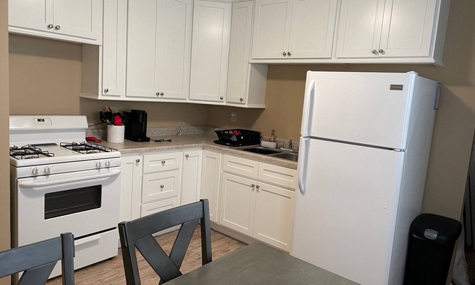 Owensboro House | Remodeled 3bd house near airport.
