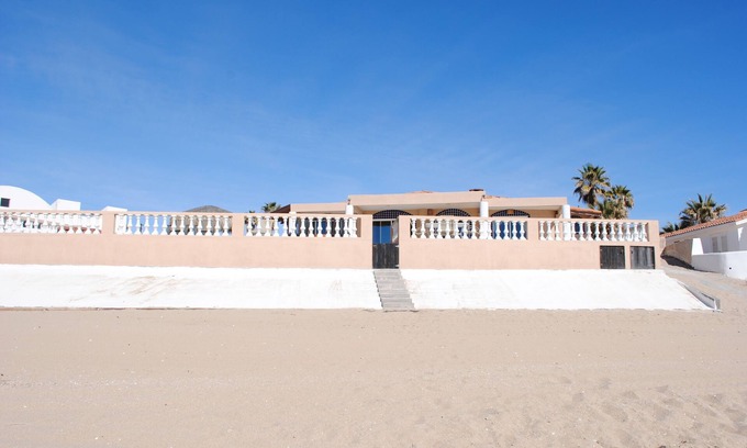 Las Conchas House | Remodeled 4 bedroom beach front home - nKayaks Available upon request - no feen