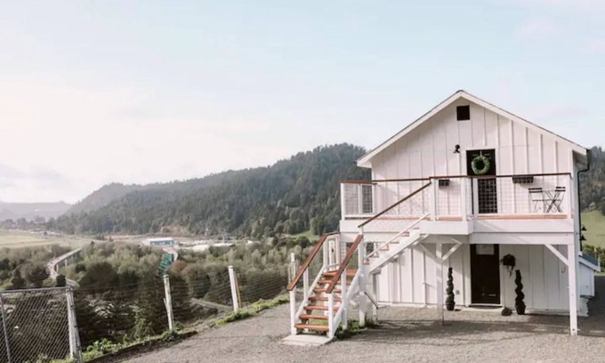 Rio Dell Apartment | Remodeled barn with spectacular Views near redwoods and coast!