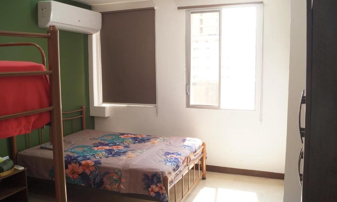 Guayaquil Apartment | Remodeled Downtown Apartment - Centro de Guayaquil