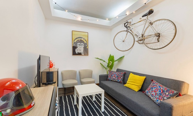 Fundao Apartment | Remodeled historical apartment in the City center