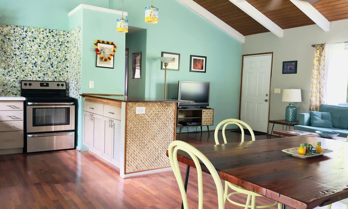 Keaau House | Remodeled Home in Sunny Hawaiian Paradise Park