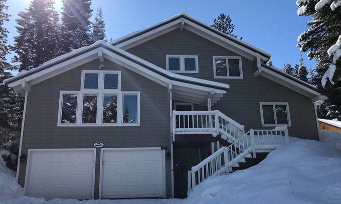 McCall House | Remodeled Home in The City Limit of McCall
