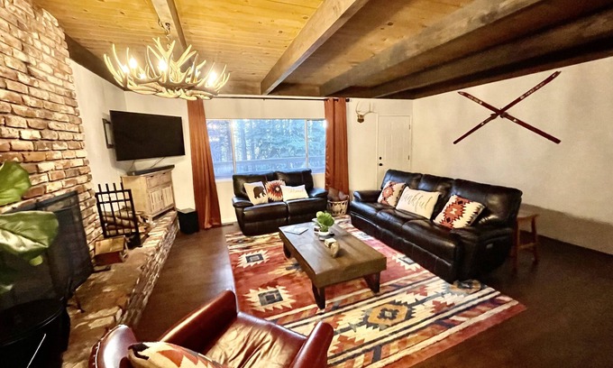 Montgomery Estates House | Remodeled Home Near the Lake, Heavenly and Casinos, Montgomery Estates