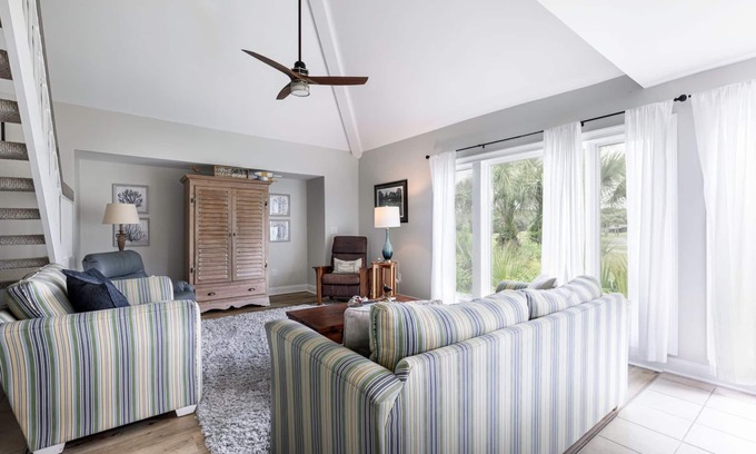 Spinnaker Beachhouses House | Remodeled Spinnaker! Pet Friendly! Walk to Pelican Beach, Pools, Golf, Dining! Amenity Cards!