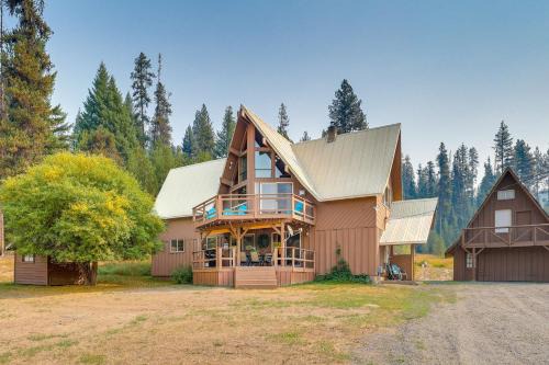 Elk City House | Remote Elk City Escape with Decks and Mtn Views!