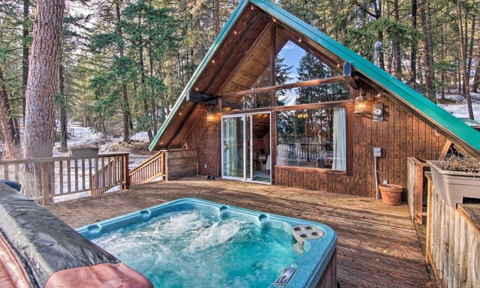 Naches House | Remote Escape Peaceful Cabin Near Naches River