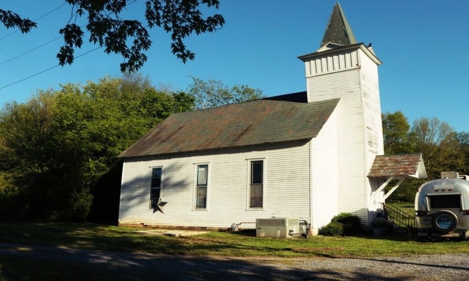 Gainesboro Other | Remote One-Room Farm Church 1hr from Nashville!