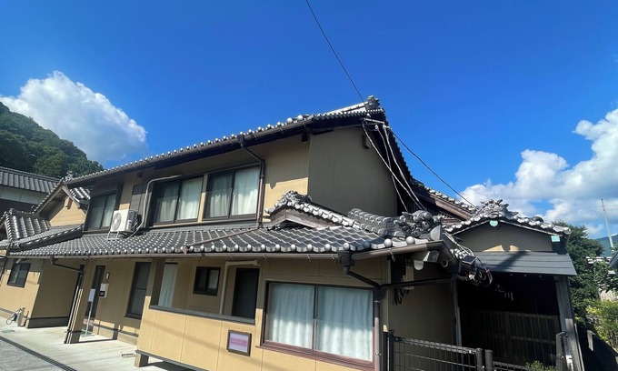 Saijo House | Remote Retreat Shikawa - Spacious house with modern comforts