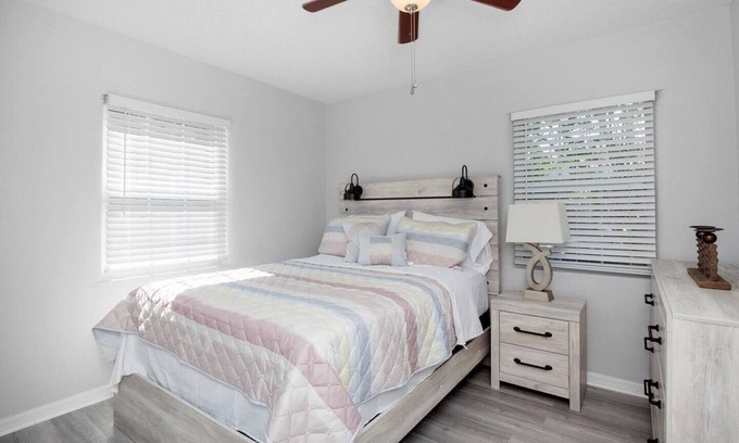 Southside House | Remote Work Haven: Bungalow near Mayo Clinic!