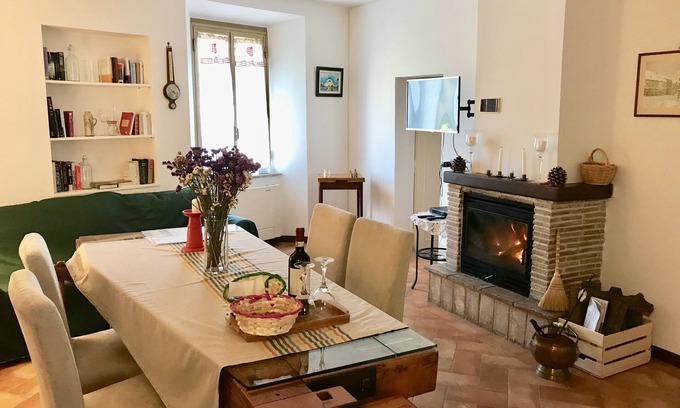 Ronciglione Apartment | Renaissance Boutique House
