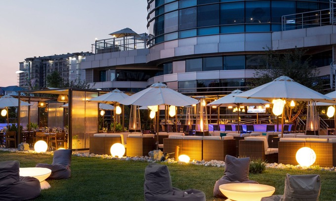 Atyrau Hotel | Renaissance by Crystall