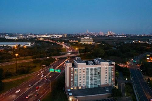 Rutherford Hotel | Renaissance Meadowlands Hotel