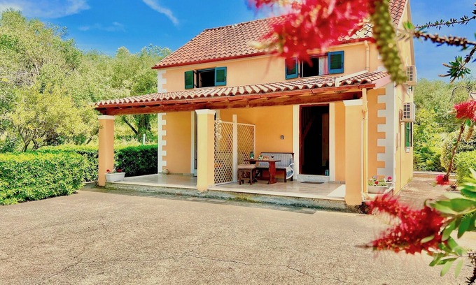 Roda Apartment | Renas Maisonette 1 near Roda